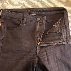 Super high rise jegging next level stretch, holes in the knee, size 8 X-SHORT
